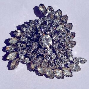 Kramer of New York 1940’s signed vintage rare heavy Rhinestone Brooch